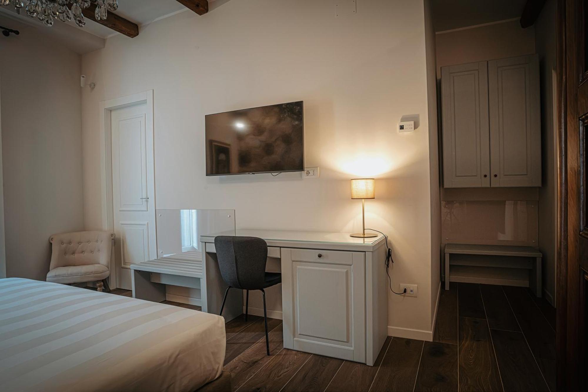 Dimora Lombardi Hotel Матера Екстериор снимка
