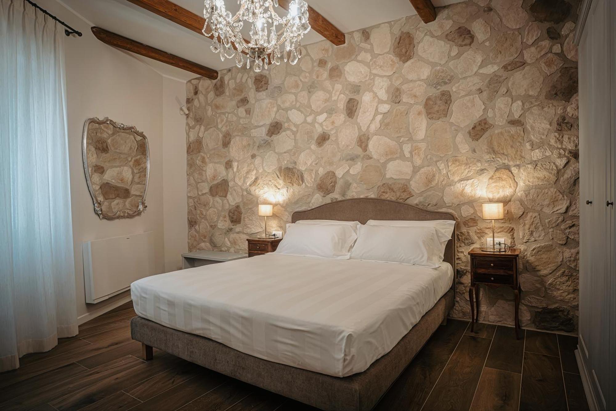 Dimora Lombardi Hotel Матера Екстериор снимка